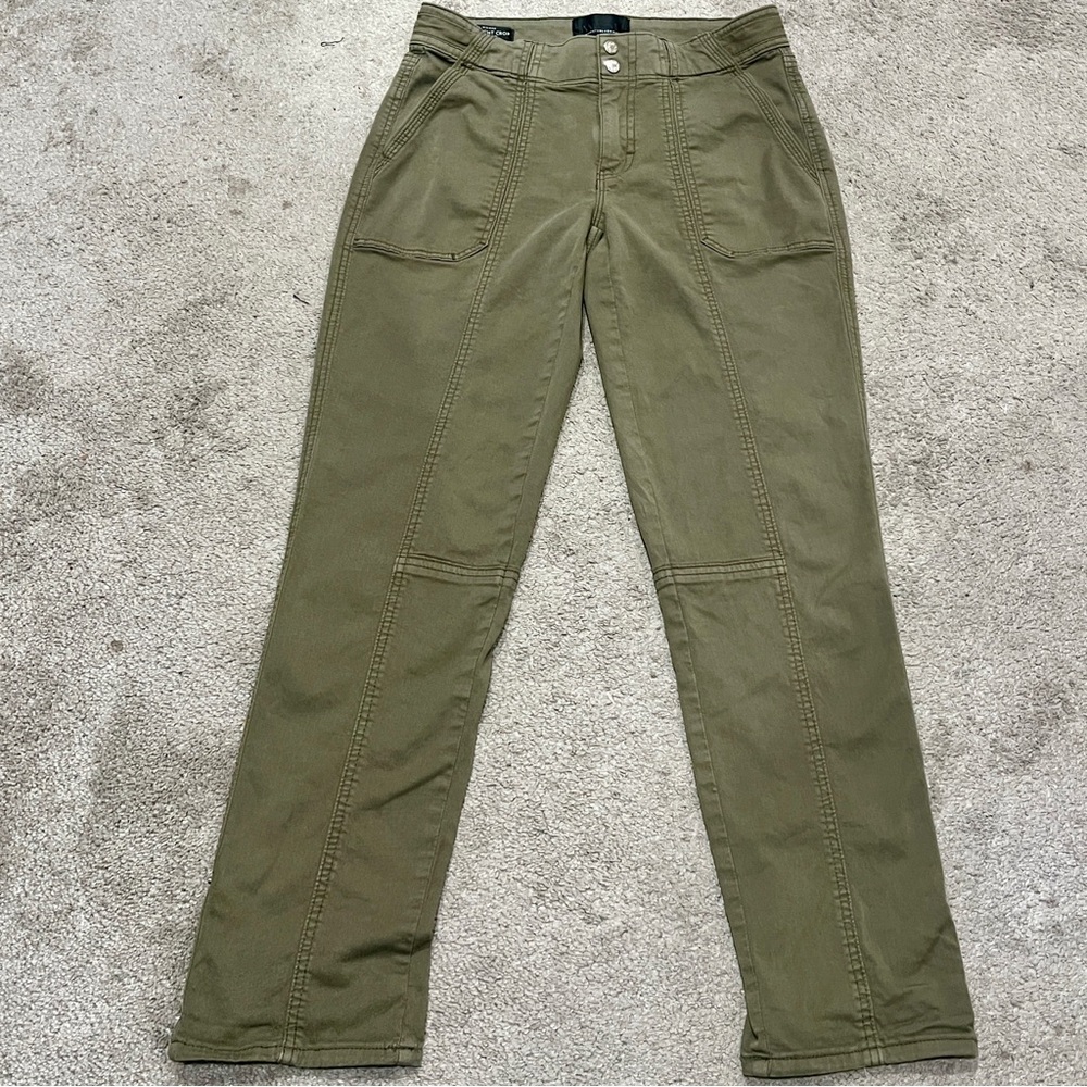 WHBM Mid Rise Adjustable Crop Pant Size 00